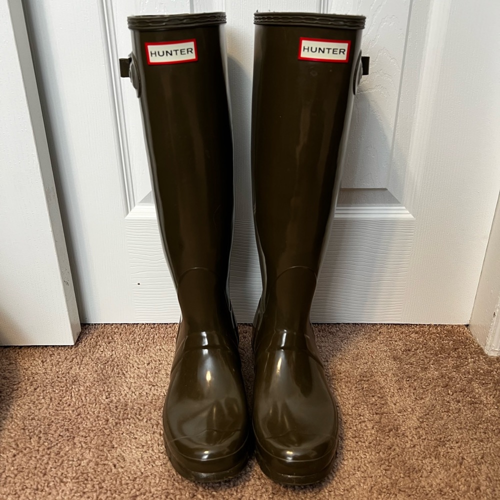 Hunter Tall Glossy Olive Green Boots